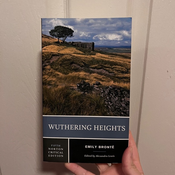 Wuthering Heights Book by Emily Brontë - Picture 1 of 3
